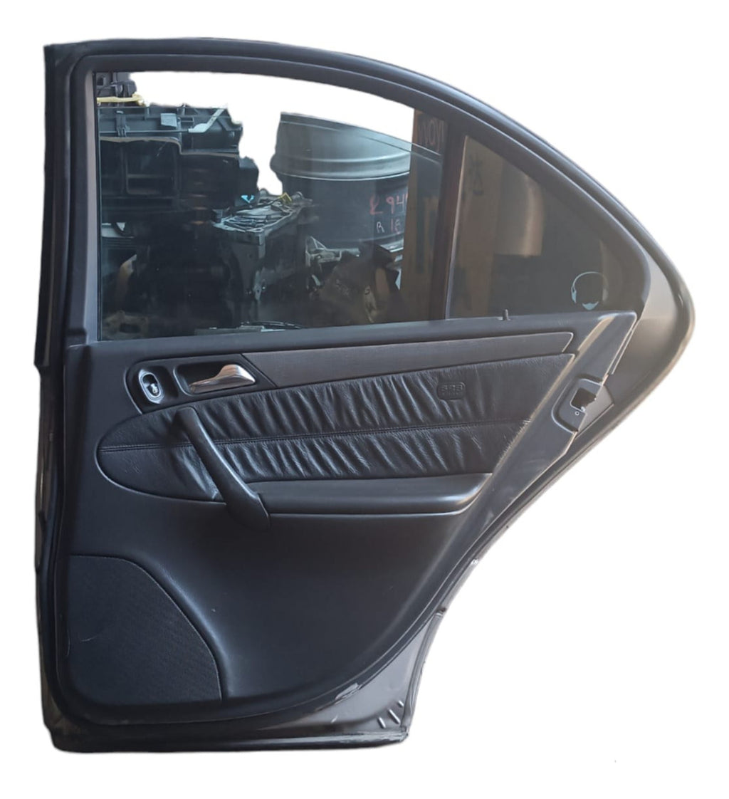 Puerta Trasera Mercedes Benzclase C 2003 Derecho