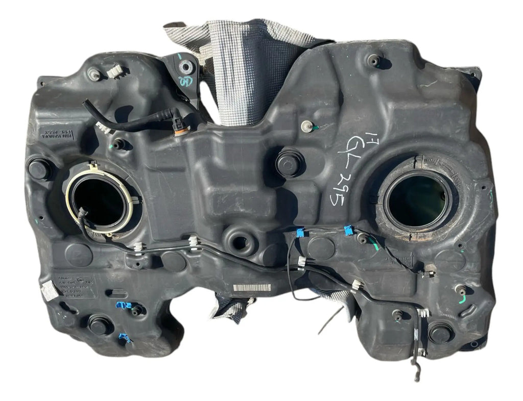 Tanque De Gasolina Mercedes Benzclase Gl 2017