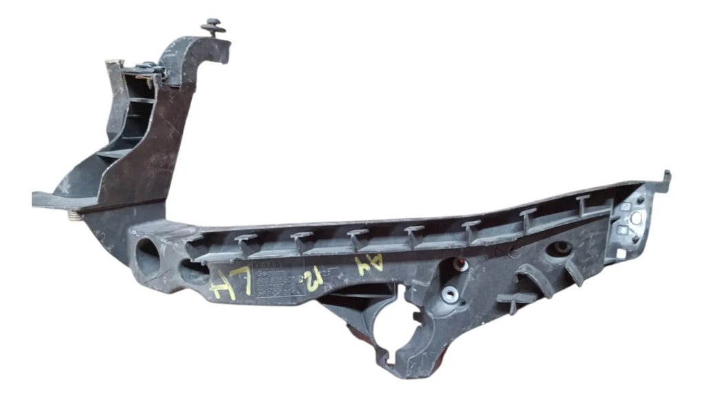 Guia De Faro Audi A4 2012