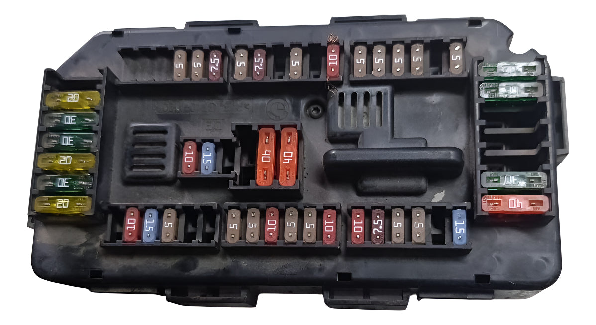 Caja De Fusibles Bmw Serie 1 2014