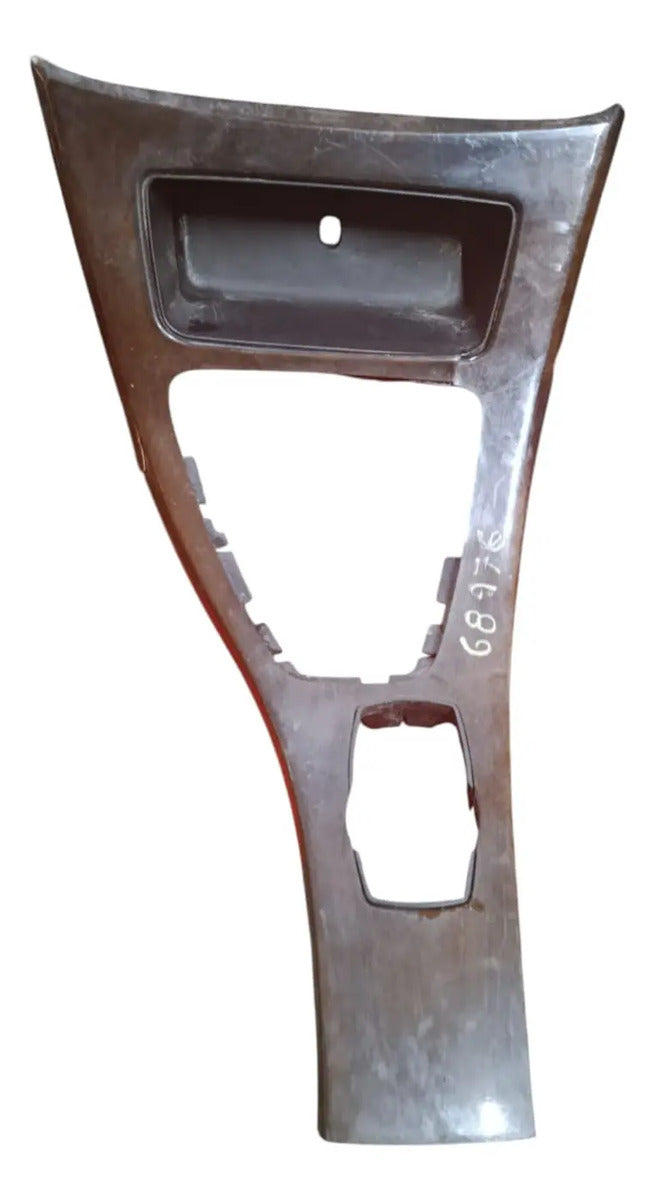 Moldura De Consola Central Bmw Serie 3 2011
