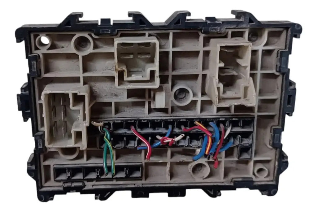 Caja De Fusibles Nissan Urban 2010