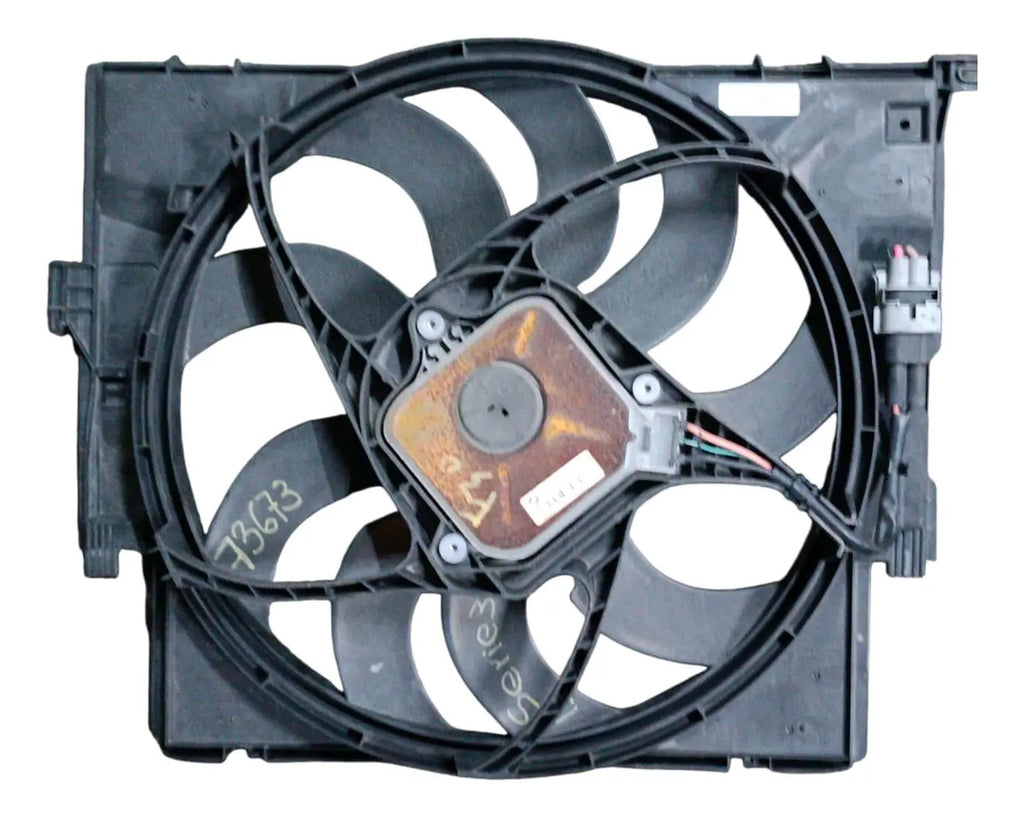Motoventilador Bmw Serie 3 2015 73673 C