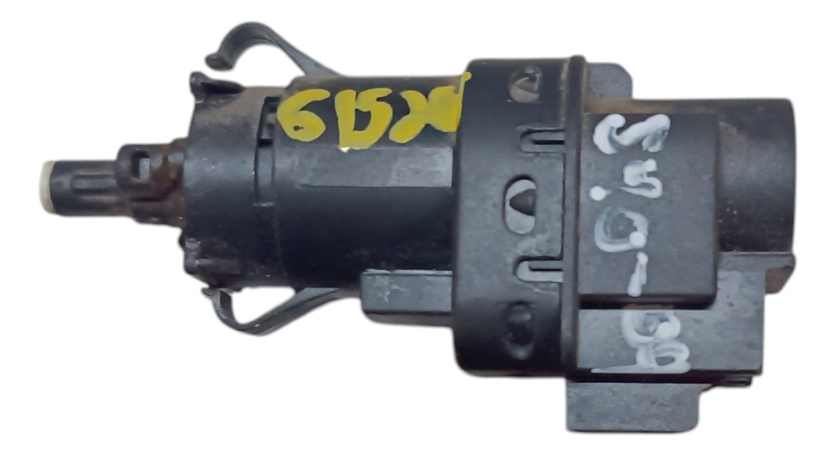 Interruptor De Luz De Pedal De Freno Volvos40 2009
