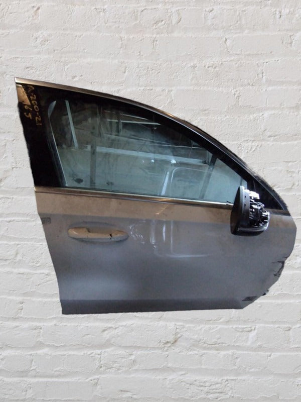Puerta Delantera Mercedes Benzclase A 2021