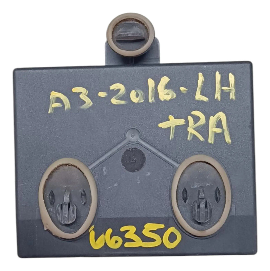 Modulo De Puerta Trasera Audia3 2016