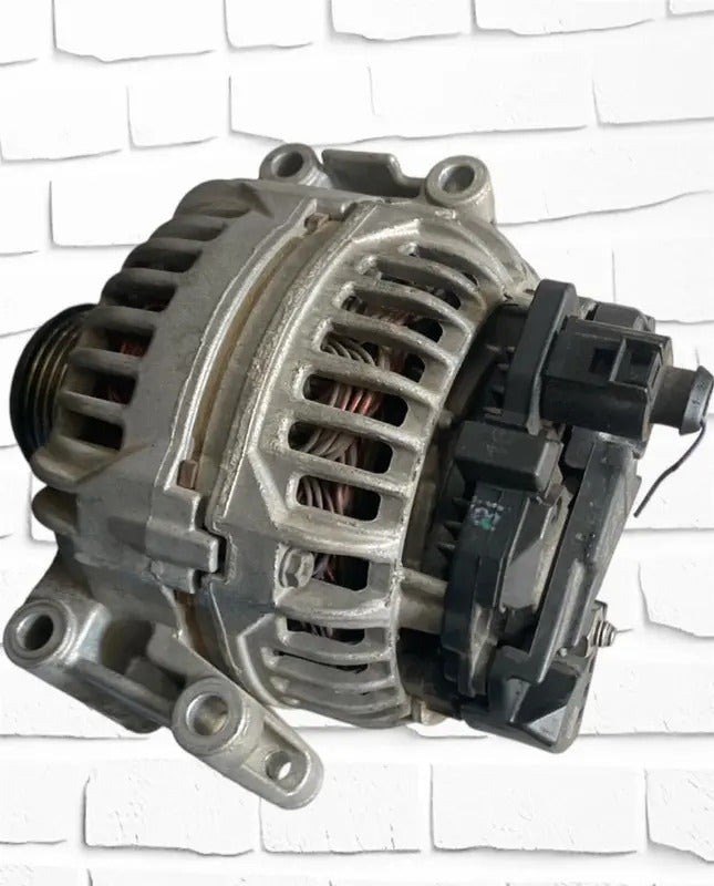 Alternador Audi A4 2012
