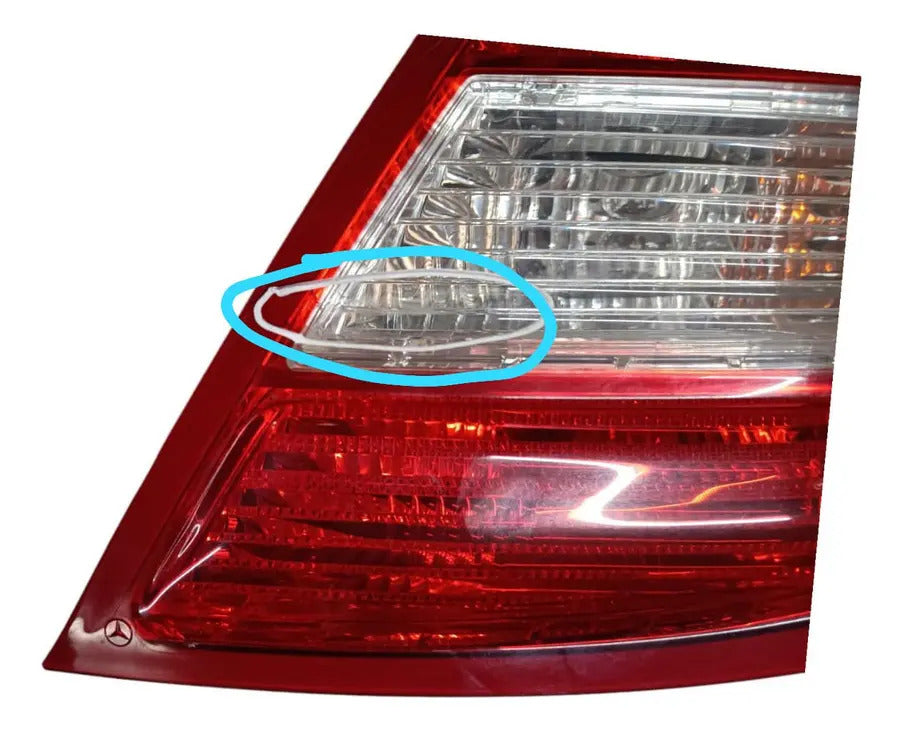 Calavera Mercedes Benz-clase C 2009 Derecho