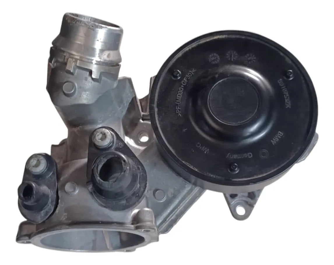 Base De Bomba De Agua Bmw Serie 3 2015