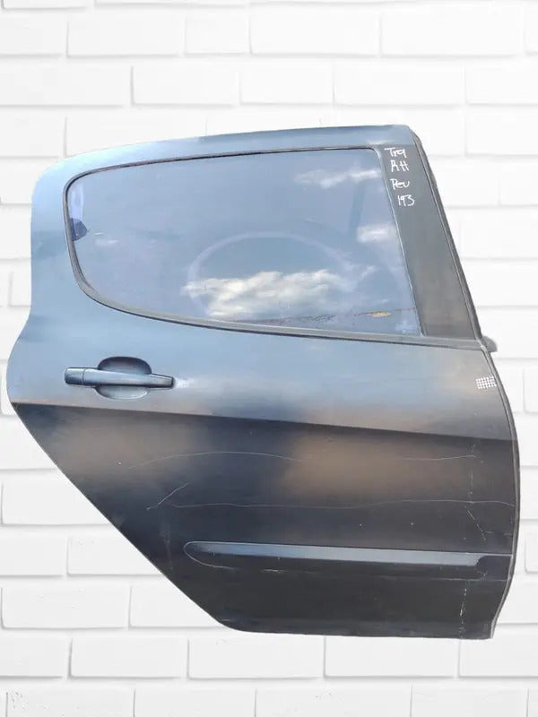 Puerta Trasera Peugeot308 2013 Derecho