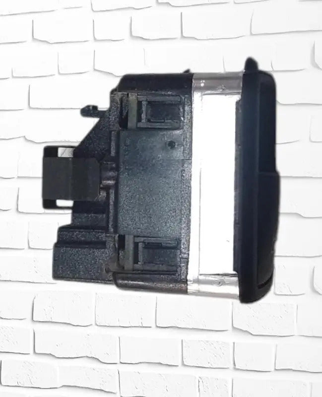 Switch De Vidrio Trasero Mercedes Benz Clase A 2014