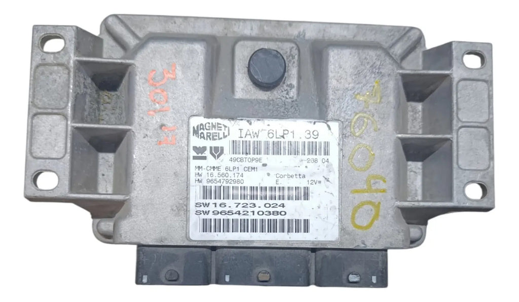 Computadora De Motor Peugeot 301 2017 76040 B