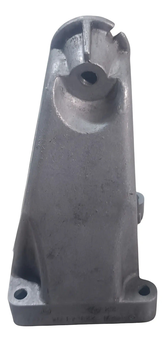 Base De Soporte De Motor Mercedes Benz Clase C 2010 68161 B