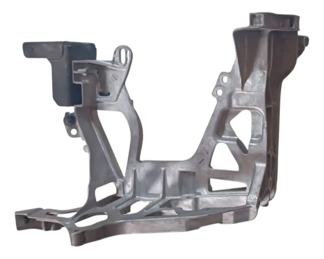 Base De Faro Mercedes Benz Clase C 2018