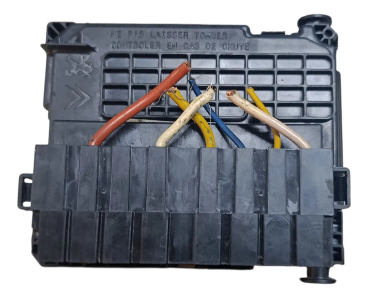 Caja De Fusibles Peugeot 207 2012