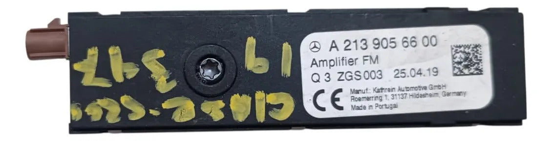 Amplificador De Antena Mercedes Benz Clase C 2019 74968 B
