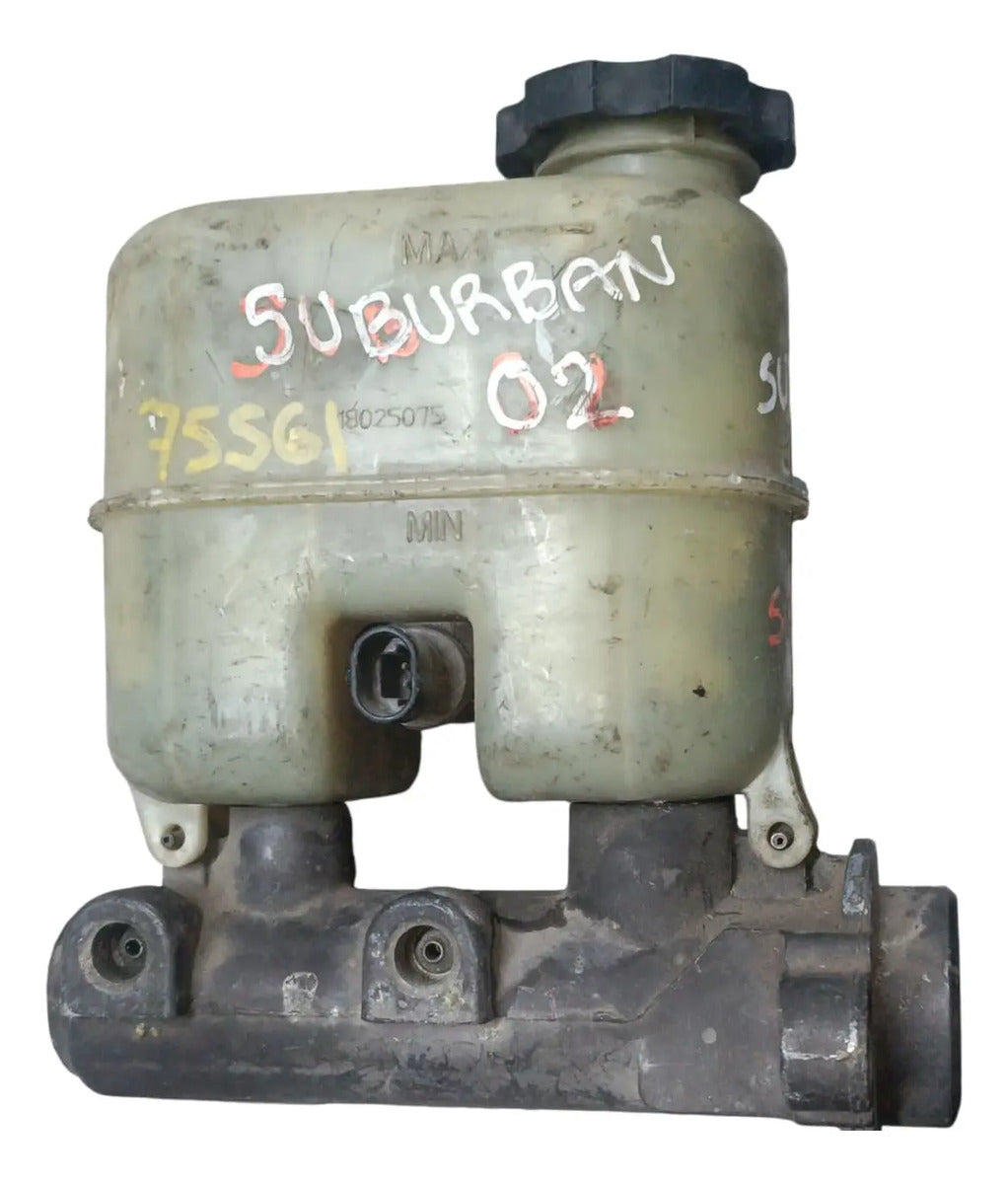 Bomba De Freno Chevrolet Suburban 2002