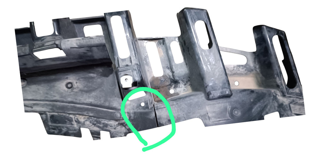 Guia De Fascia Trasera Land Rover-range Rover 2014