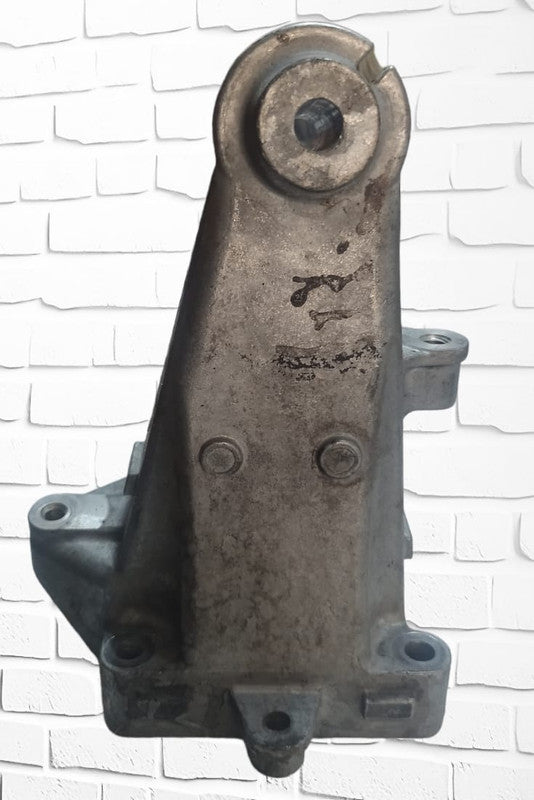 Base De Soporte De Motor Mercedes Benzclase C 2012 Lh