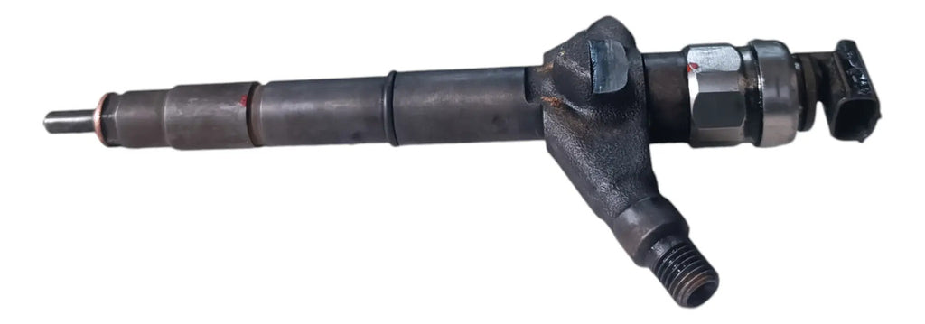 Inyector De Diesel Nissannp300 2010