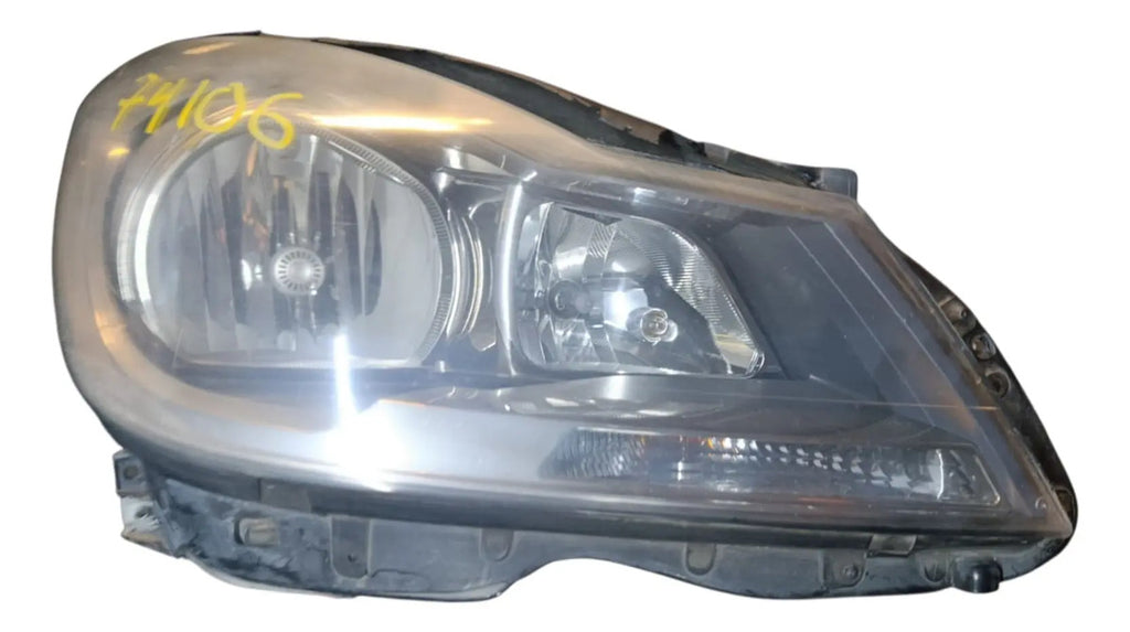 Faro Mercedes Benz Clase C 2012