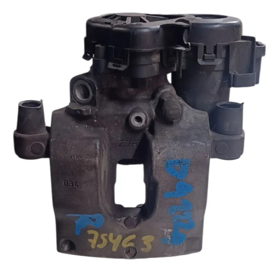 Caliper Trasero Mercedes Benz Clase C 2018