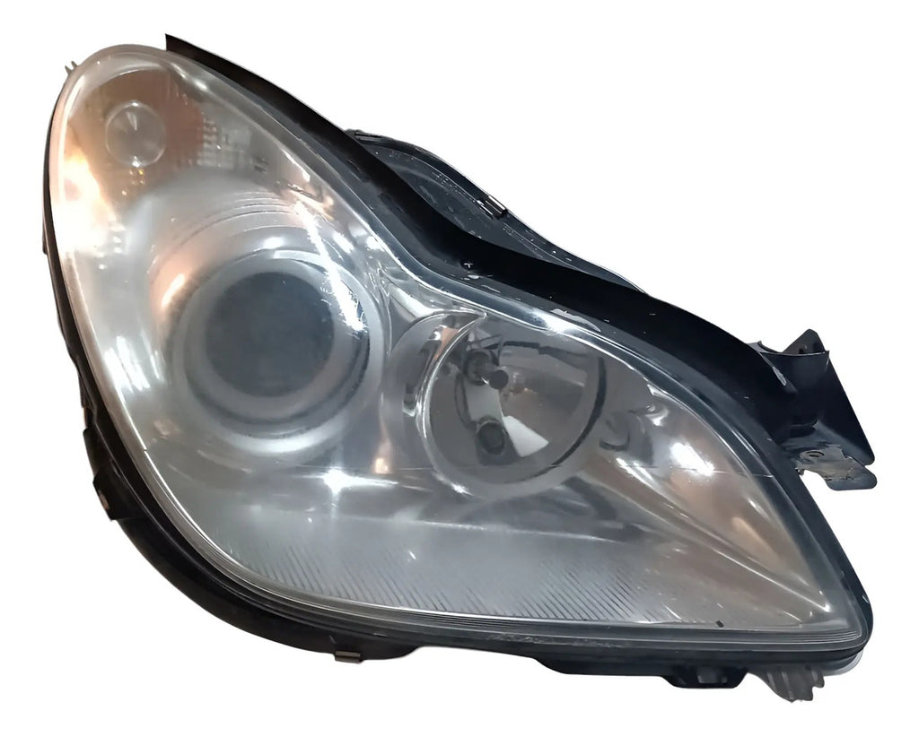 Faro Mercedes Benzclase Cls 2008
