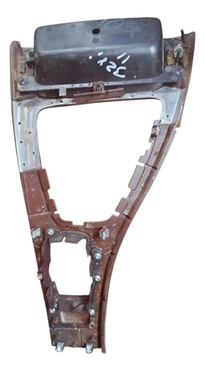 Moldura De Consola Central Bmw Serie 3 2011