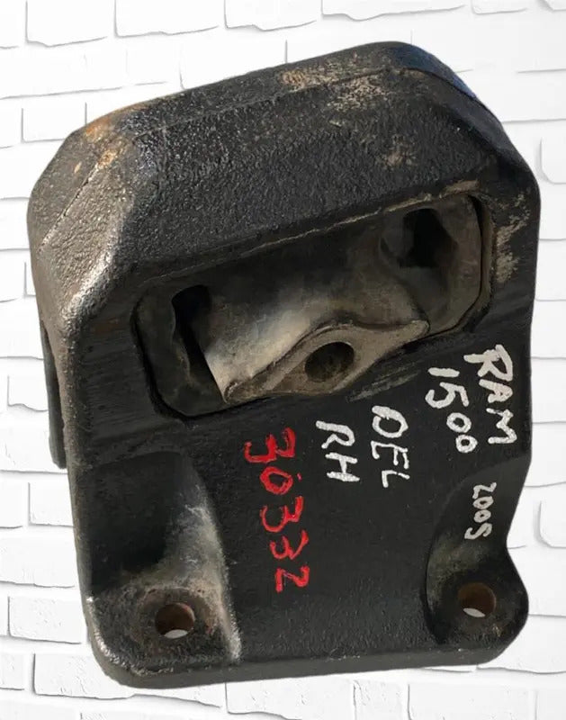 Soporte De Motor Dodgeram 1500 2005 Derecho