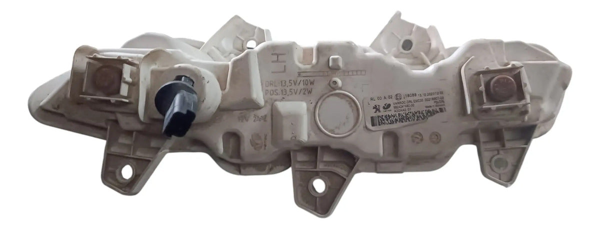 Faro De Niebla Peugeot 2008 2022 67801 B