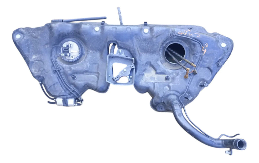 Tanque De Gasolina Mercedes Benzclase C 2005 58420 B