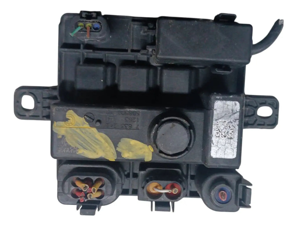 Caja De Distribucion De Bateria Bmw Serie 5 2013