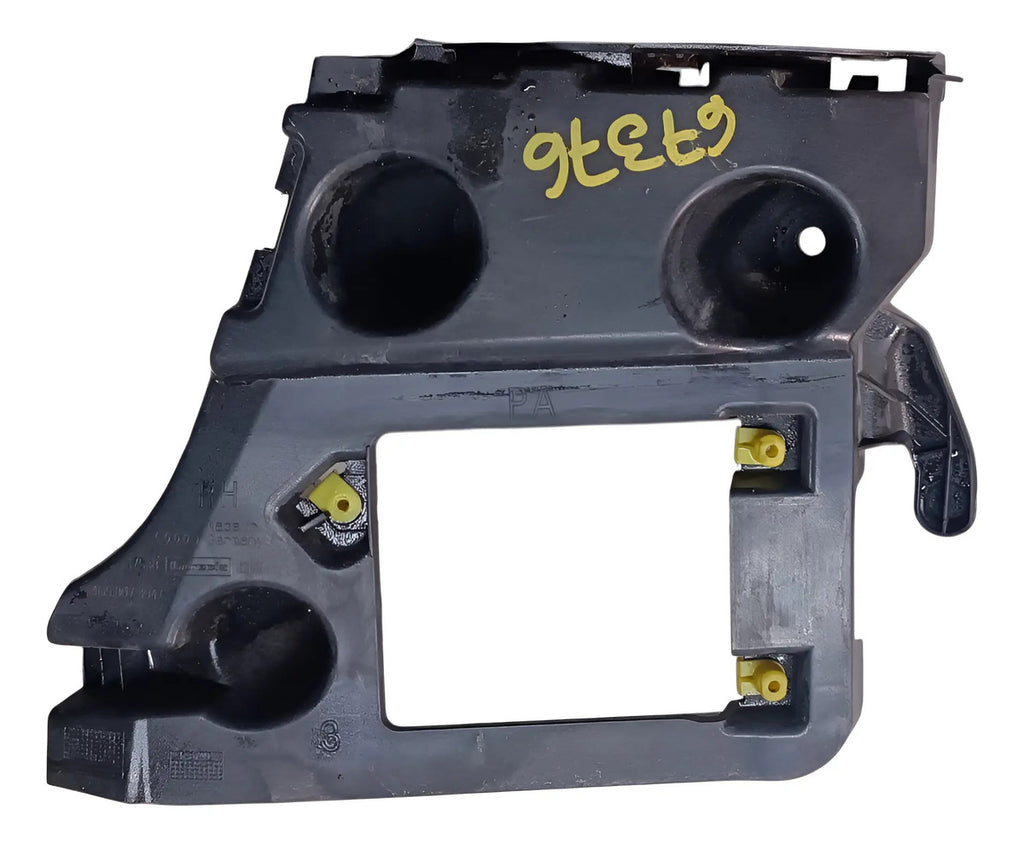 Guia De Fascia Trasera Audi-a6 2016 67376 B