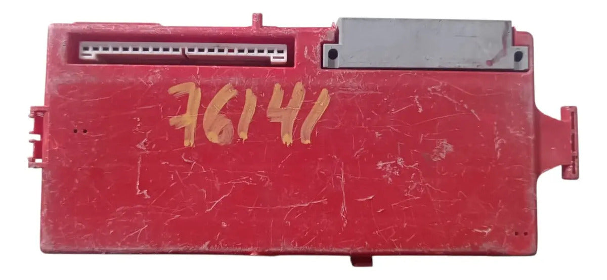 Caja De Fusibles Mitsubishi Lancer 2005