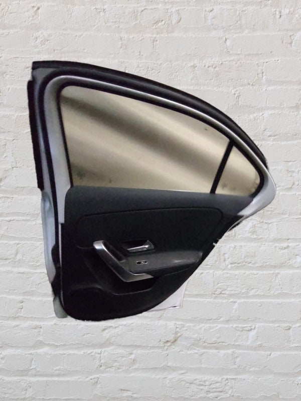 Puerta Trasera Mercedes Benzclase A 2021