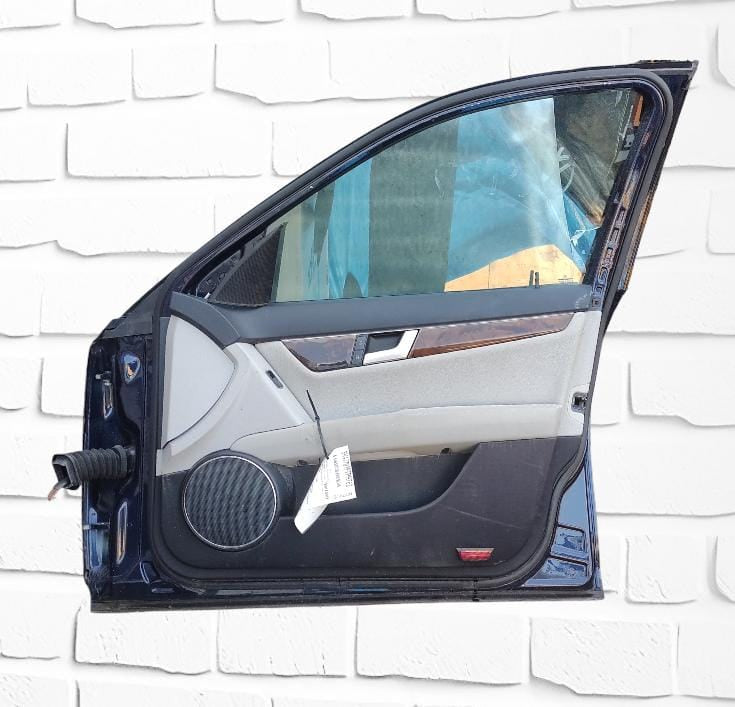 Puerta Delantera Mercedes Benzclase C 2012 Derecho