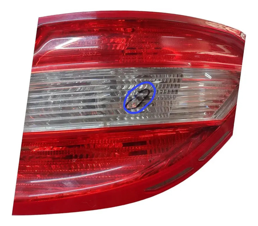 Calavera Mercedes Benz-clase C 2010 Derecho