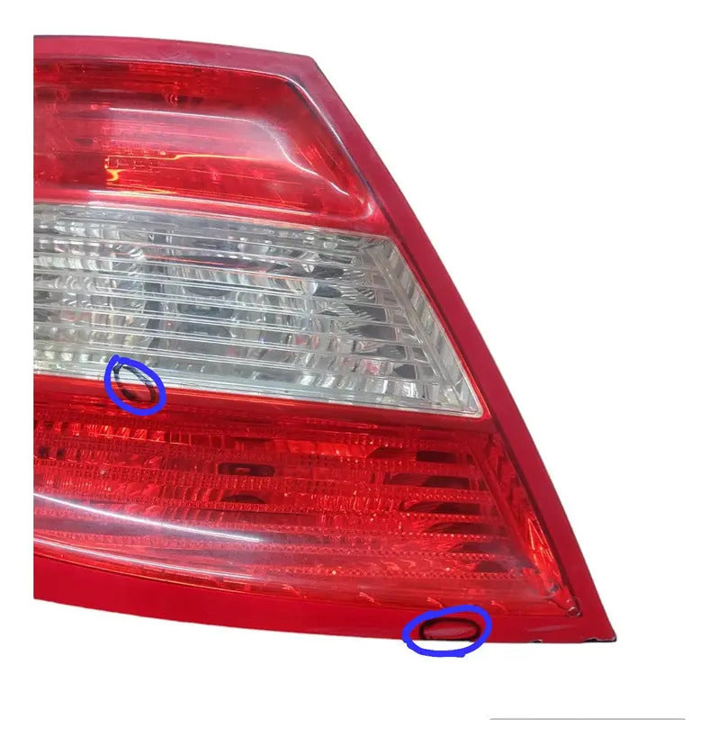 Calavera Mercedes Benz-clase C 2008 Izq