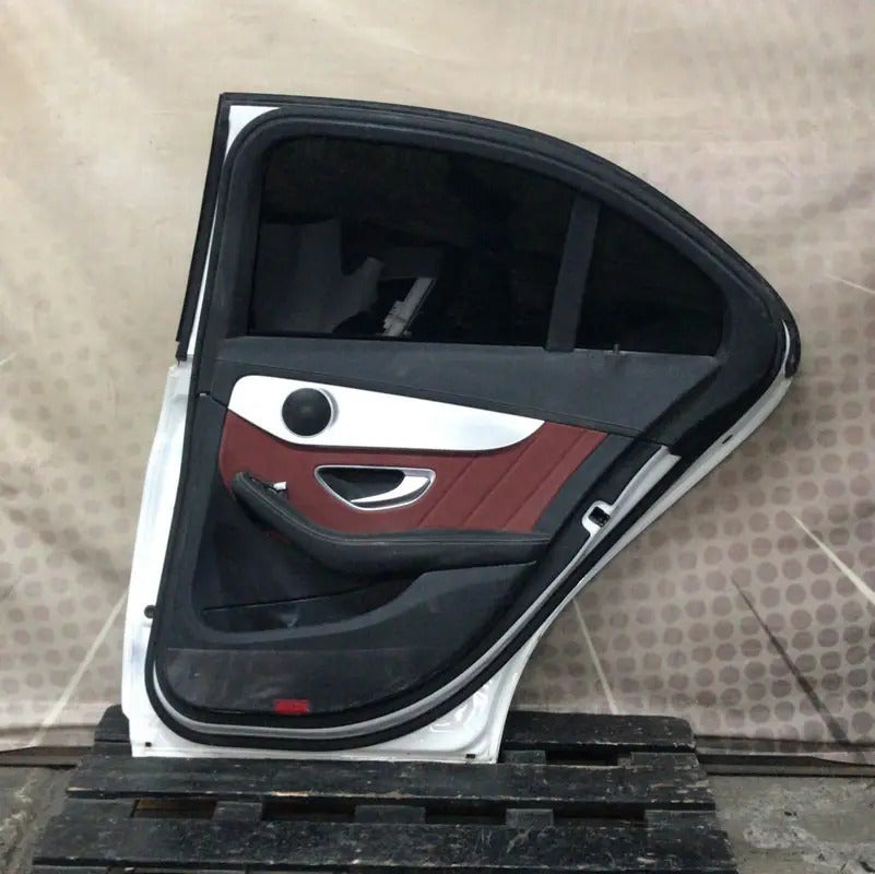 Puerta Trasera Mercedes Benz Clase C 2015 Derecha