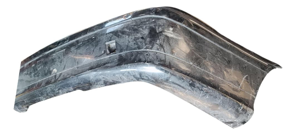 Fascia Trasera Mercedes Benz Clase C 2004
