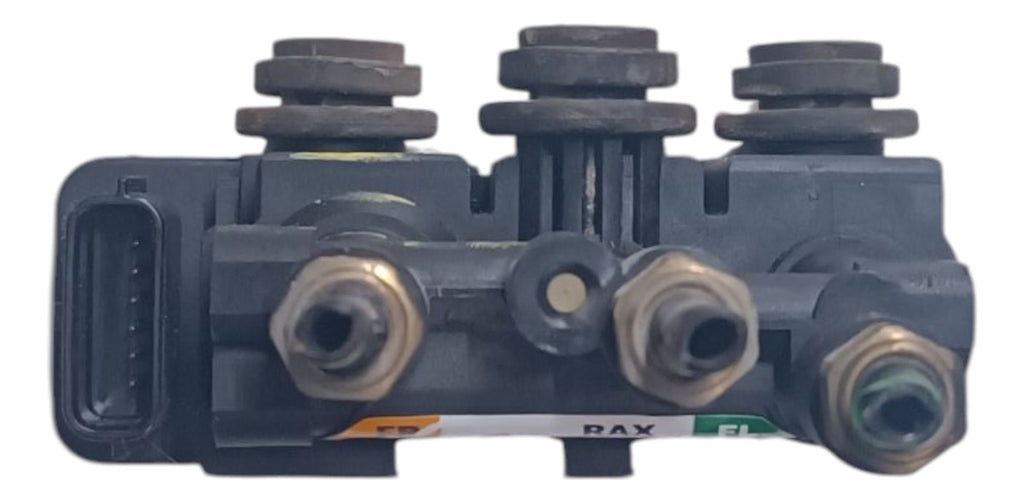 Valvula Repartidora De Suspension De Aire Range Rover 2014 B