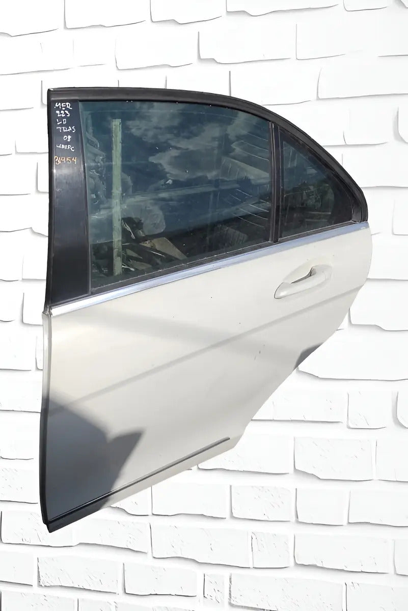 Puerta Trasera Mercedes Benzclase C 2009 Izquierdo