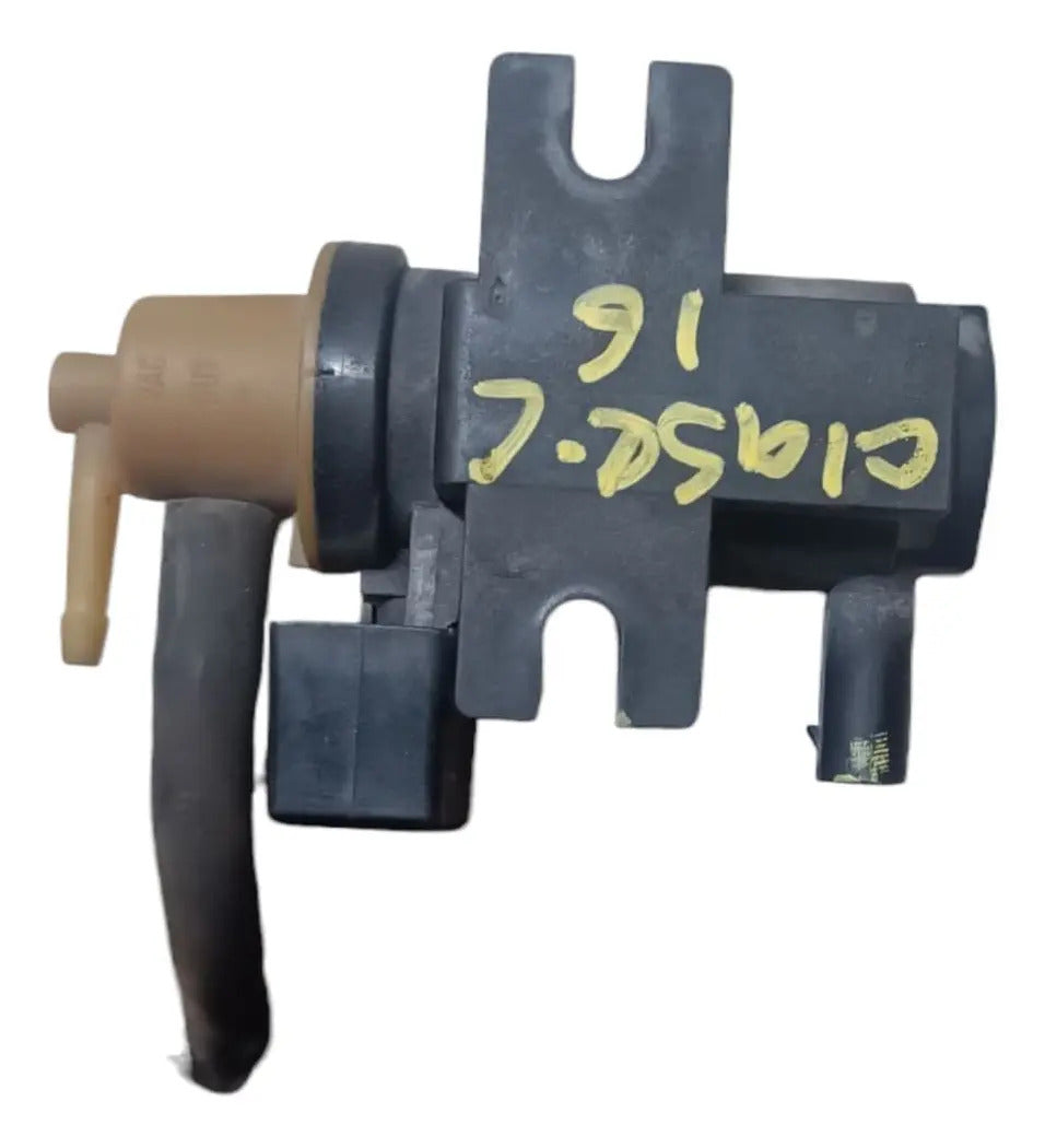 Valvula Solenoide Mercedes Benz Clase C 2016 71455 B