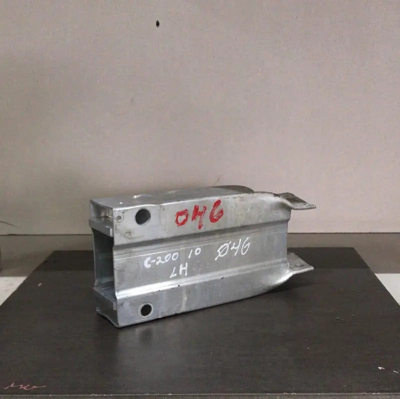 Brazo De Refuerzo Mercedes Benz Clase C200 2010 Izquierda
