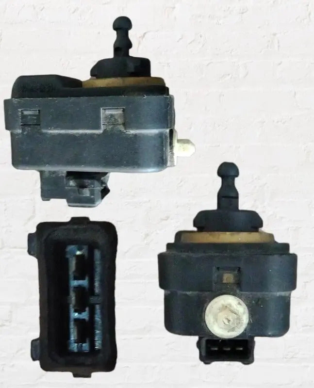 Motor Regulador De Faros Volvo Xc90 2002