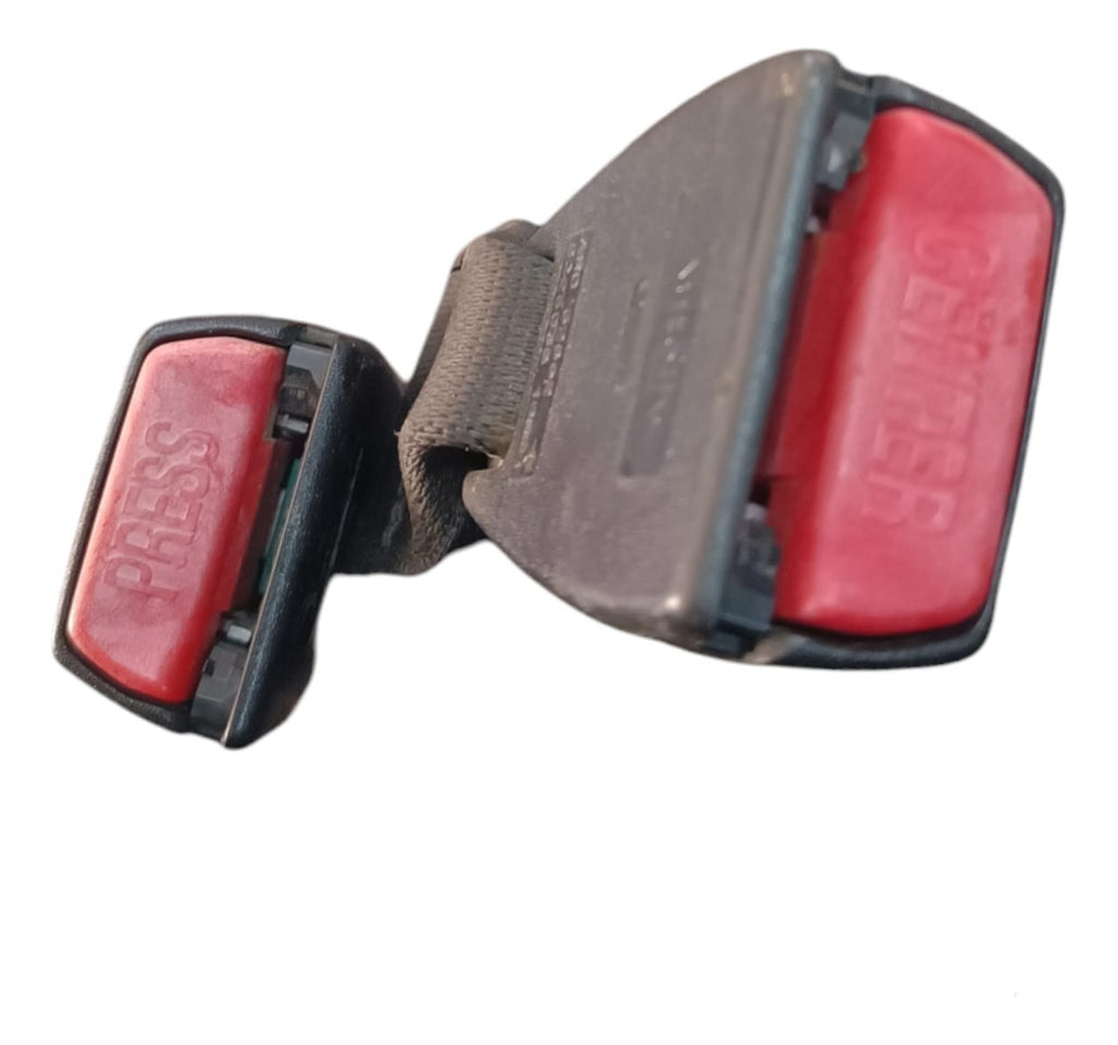 Cinturon De Seguridad Hembra Trasero  Bmw Serie 3 2001 Rh