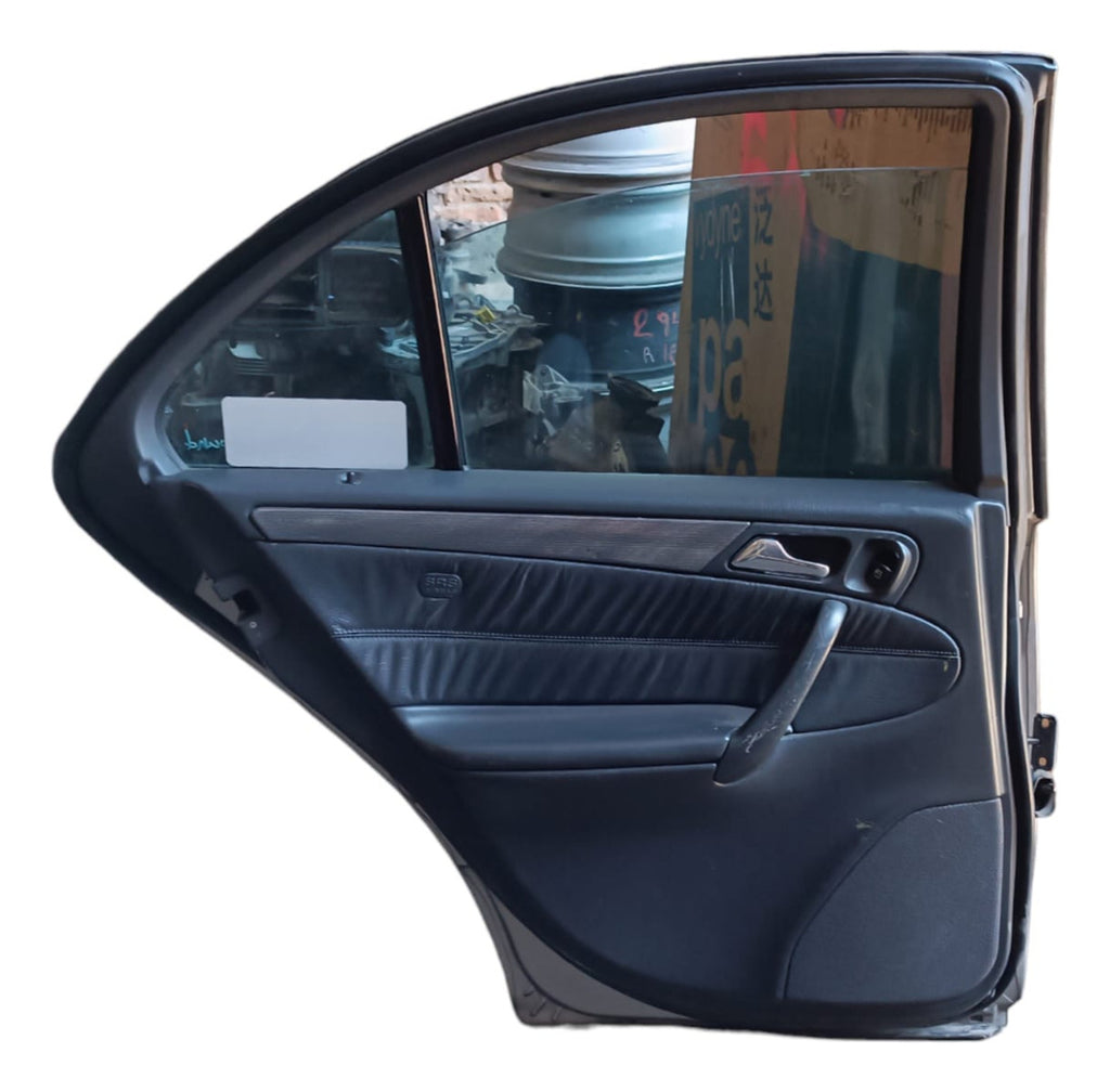 Puerta Trasera Mercedes Benzclase C 2003 Izquierdo