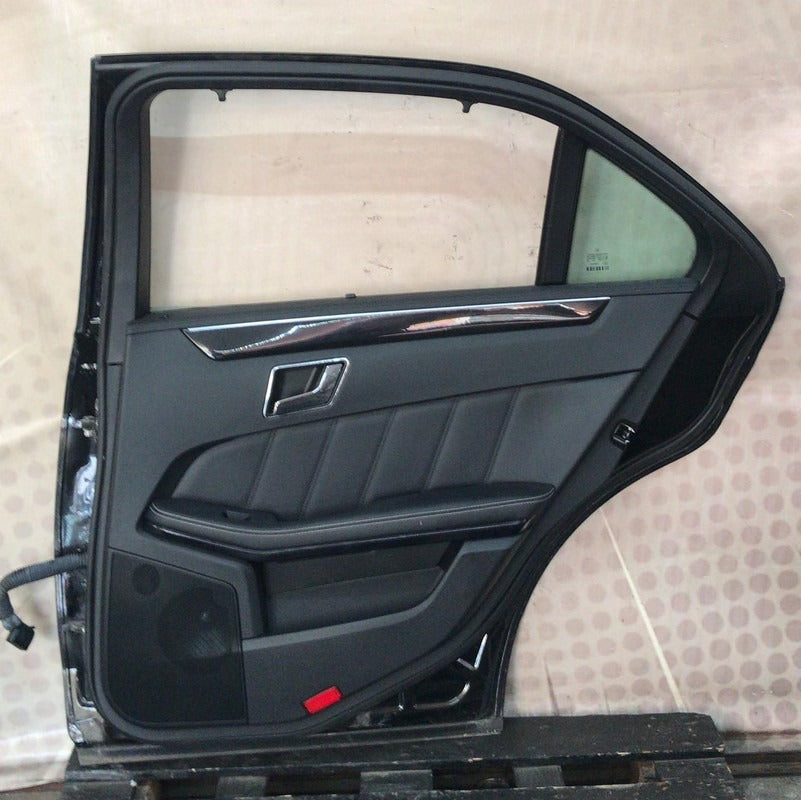 Puerta Trasera Mercedes Benz Clase E 2010 Derecha
