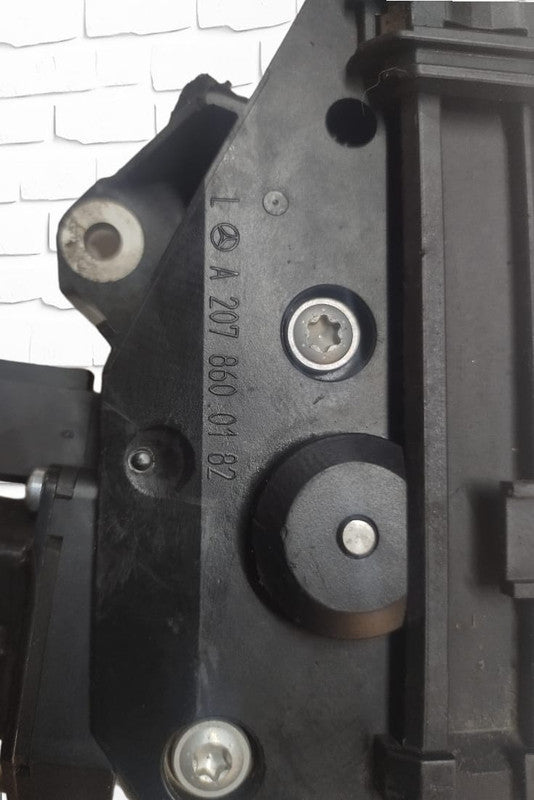 Cinturon De Seguridad Regulable Mercedes Benzclase E 10 Lh