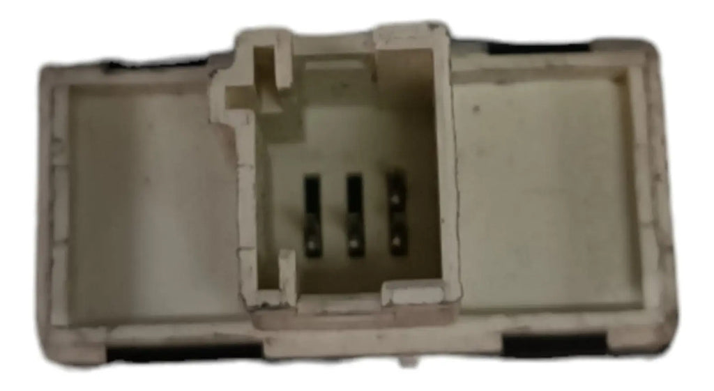 Boton De Seguro Electrico De Puerta Rover 75 2005